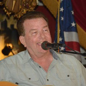 Meet your Posher, Jack l.